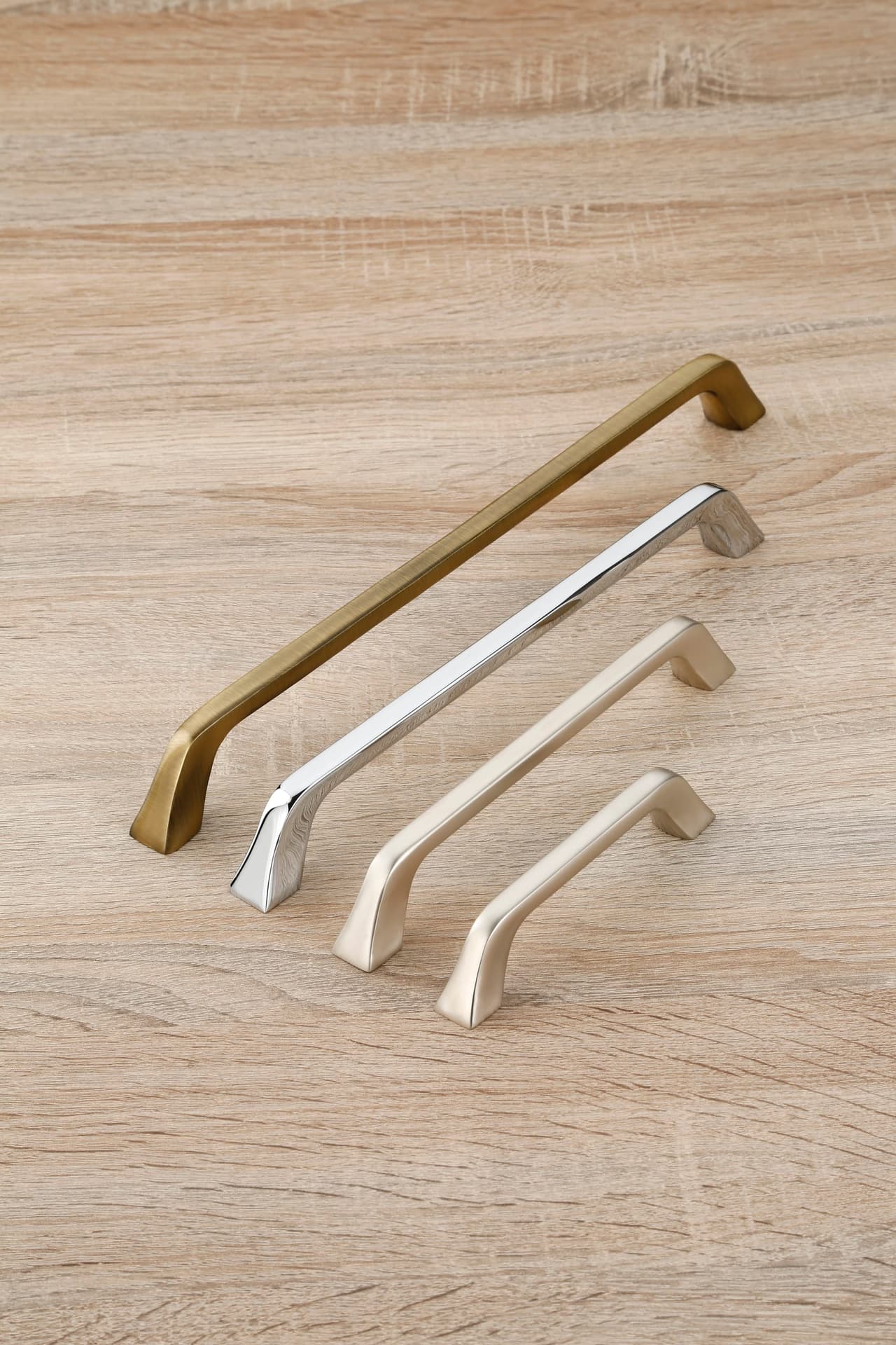 Cabinet Handle 204 — Zinc — Cabinet Handle