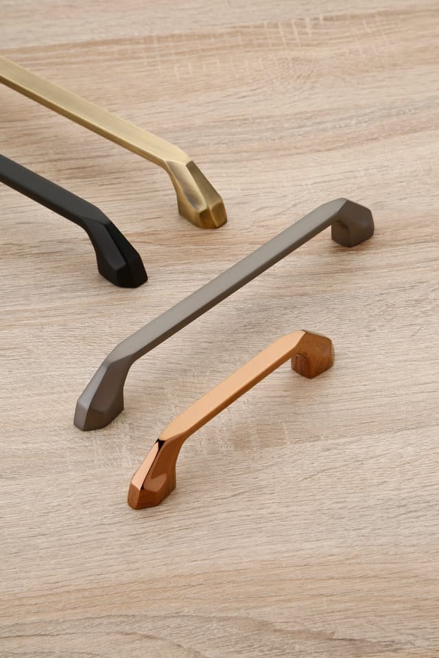 227 cabinet handle