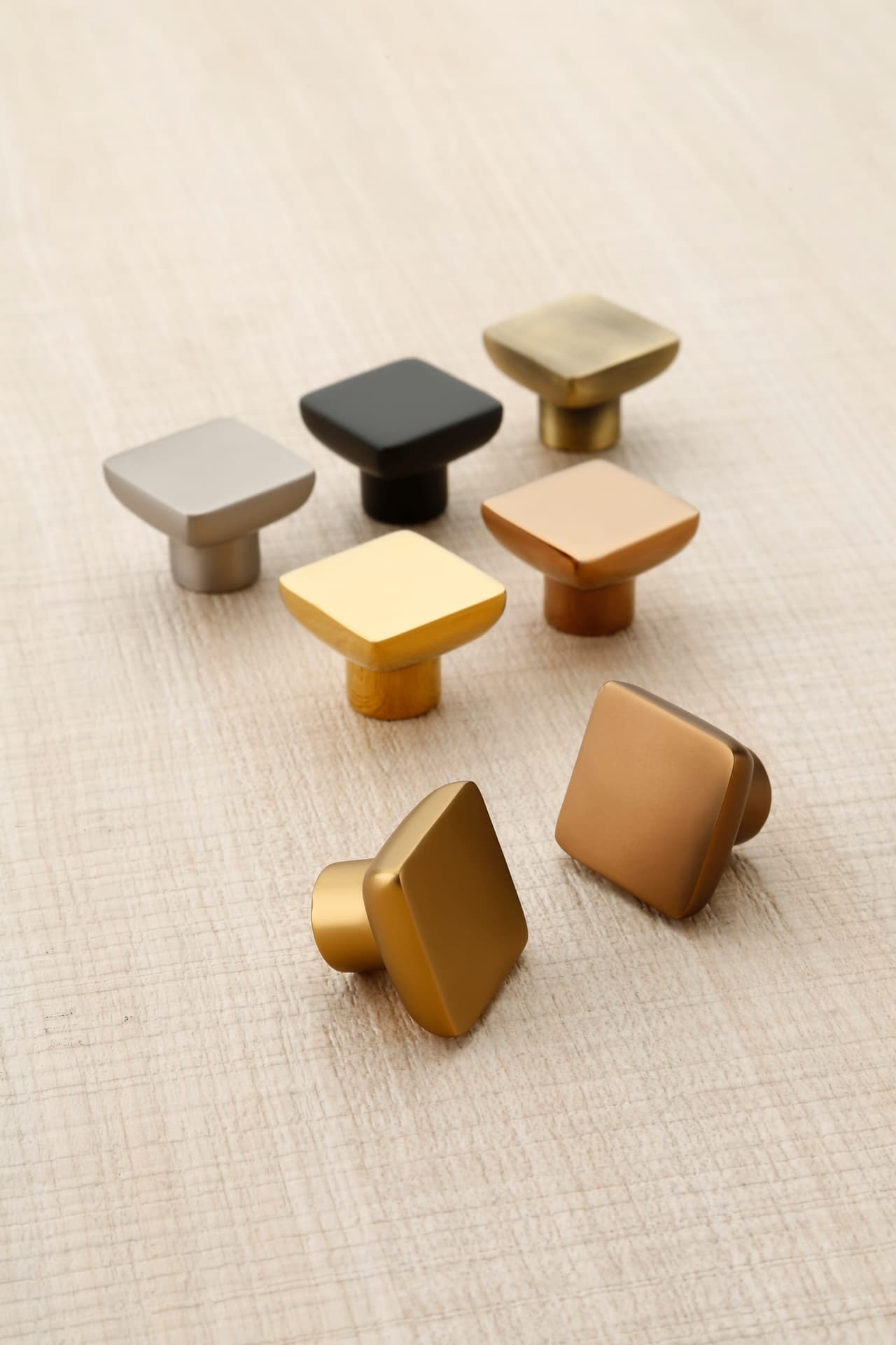 Knob 233 — Brass — Knob