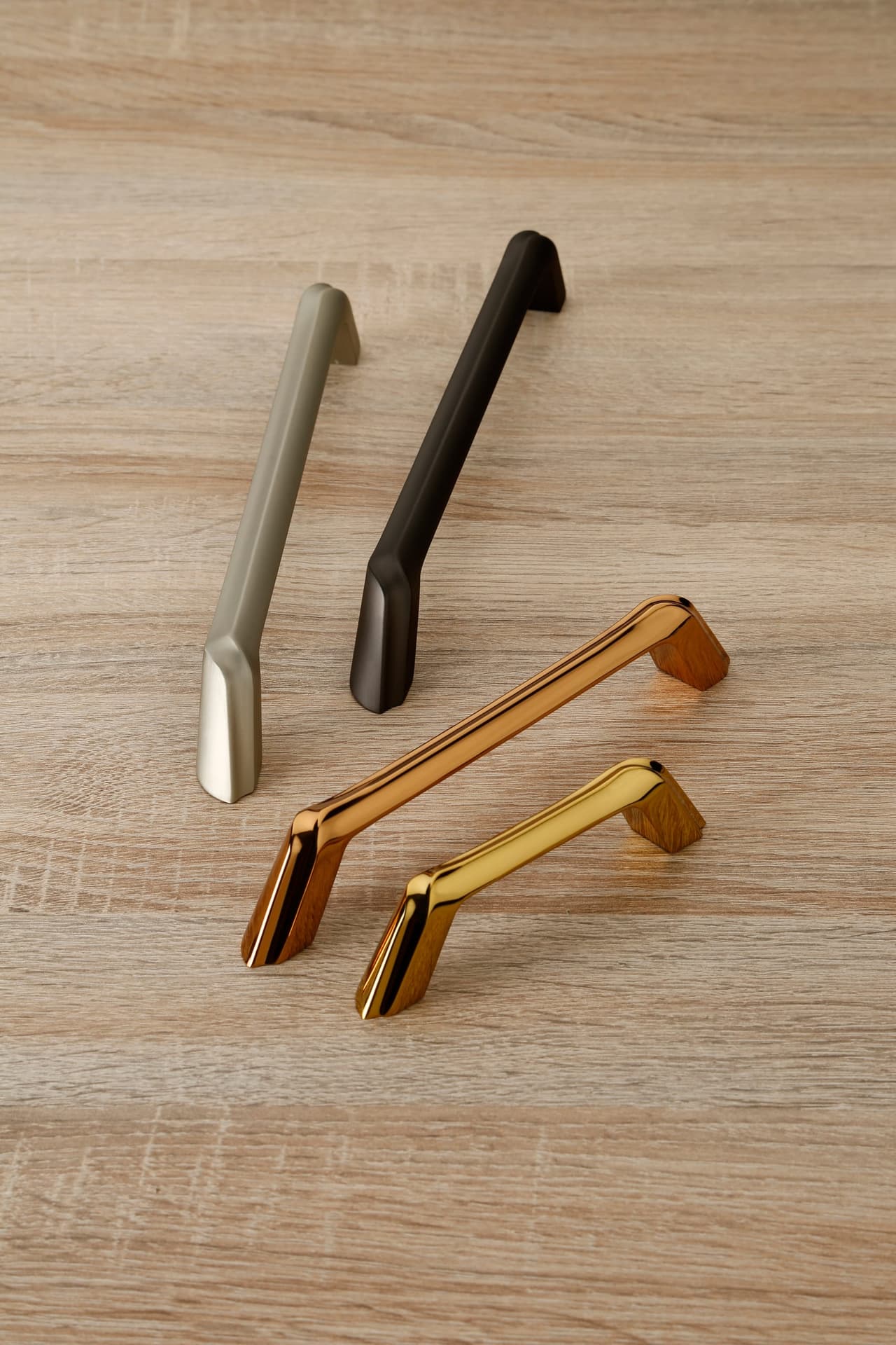 Cabinet Handle D115 — Zinc — Cabinet Handle