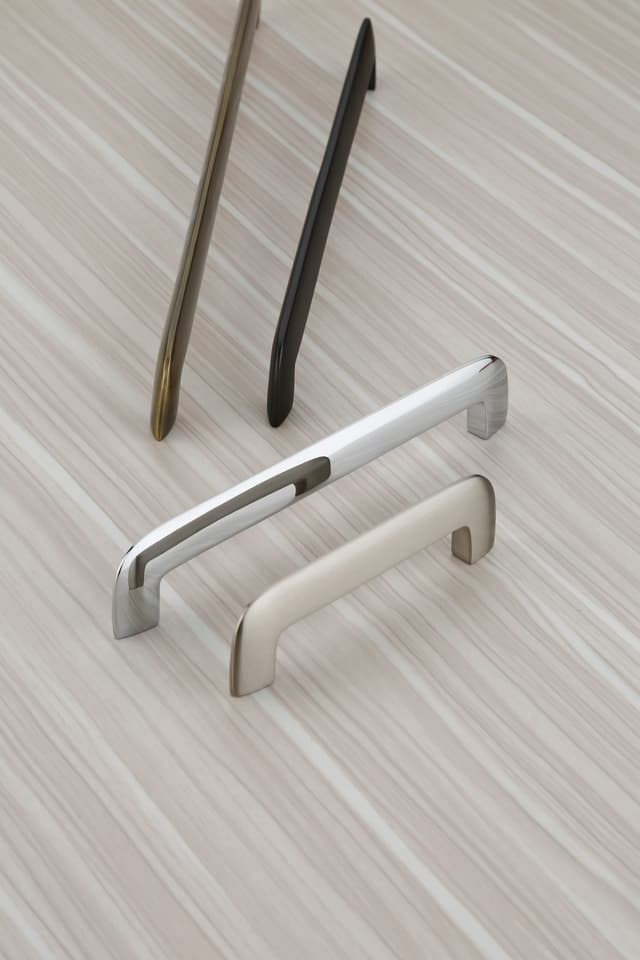 3009 cabinet handle