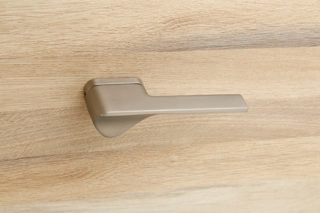 129 handle