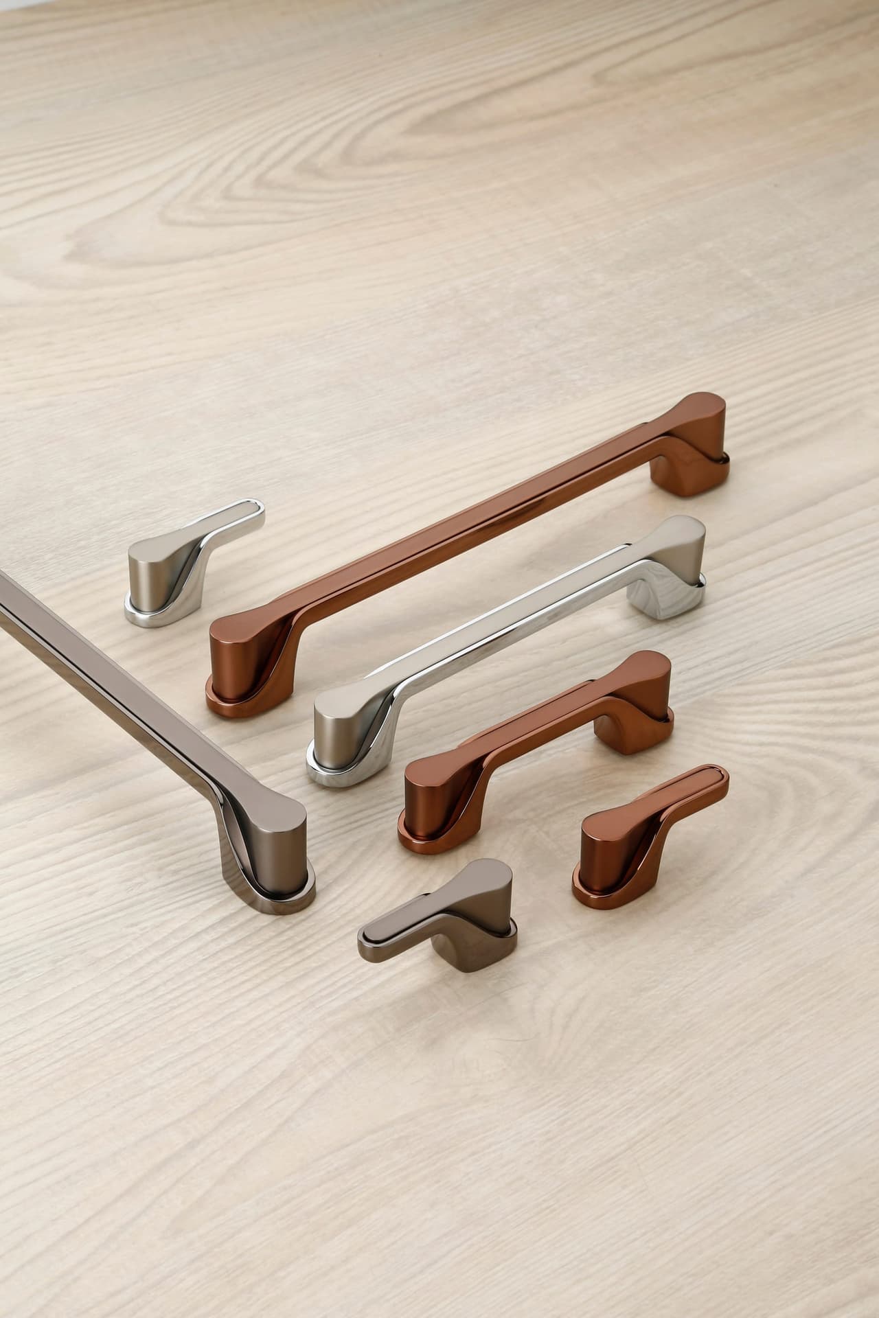 9073 Cabinet Handle — Zinc — Cabinet Handle