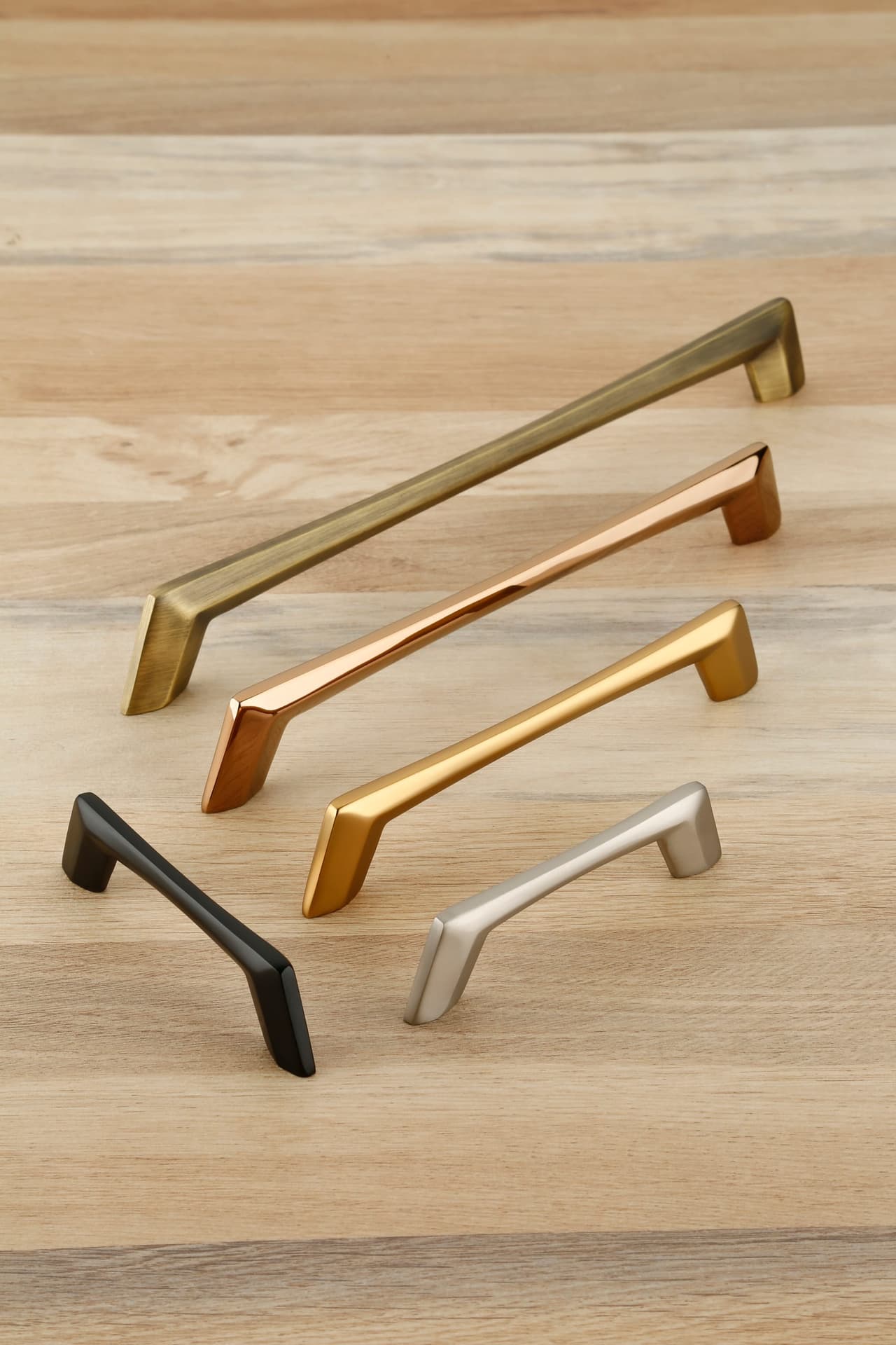 Cabinet Handle 5511 — Zinc — Cabinet Handle