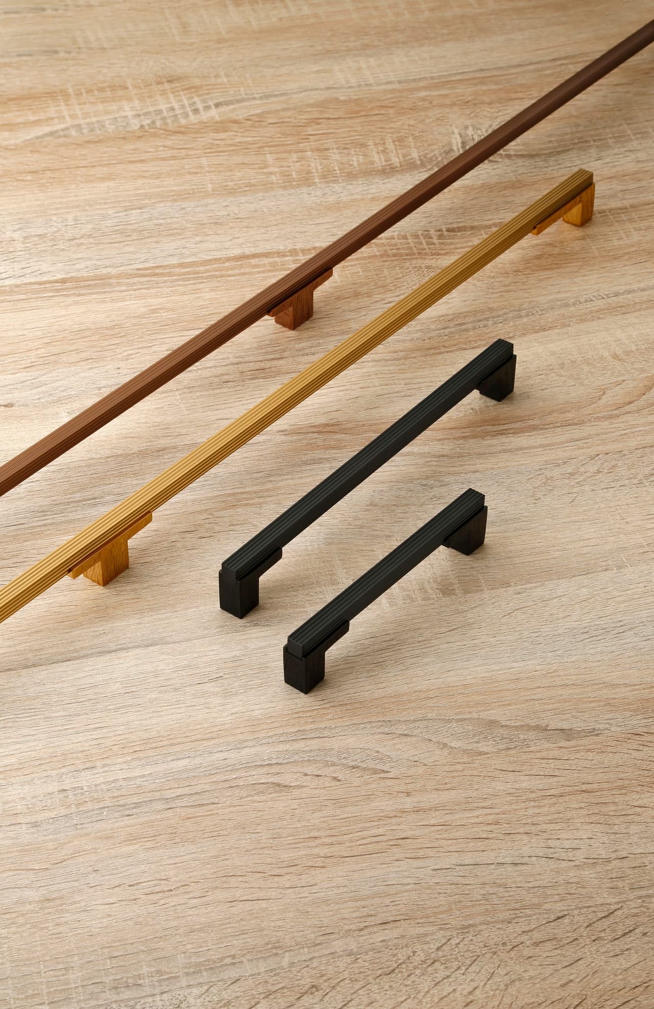 Long Handle 4012 — Brass — Long Handle