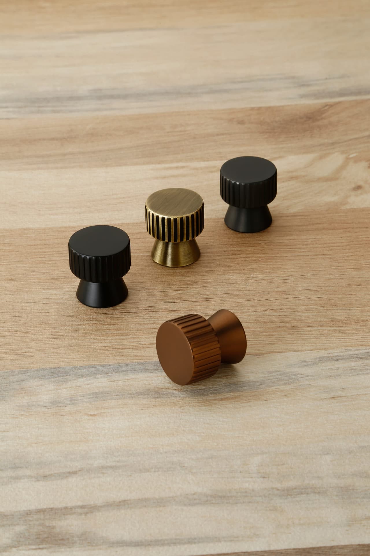 Knob 4016 — Brass — Knob
