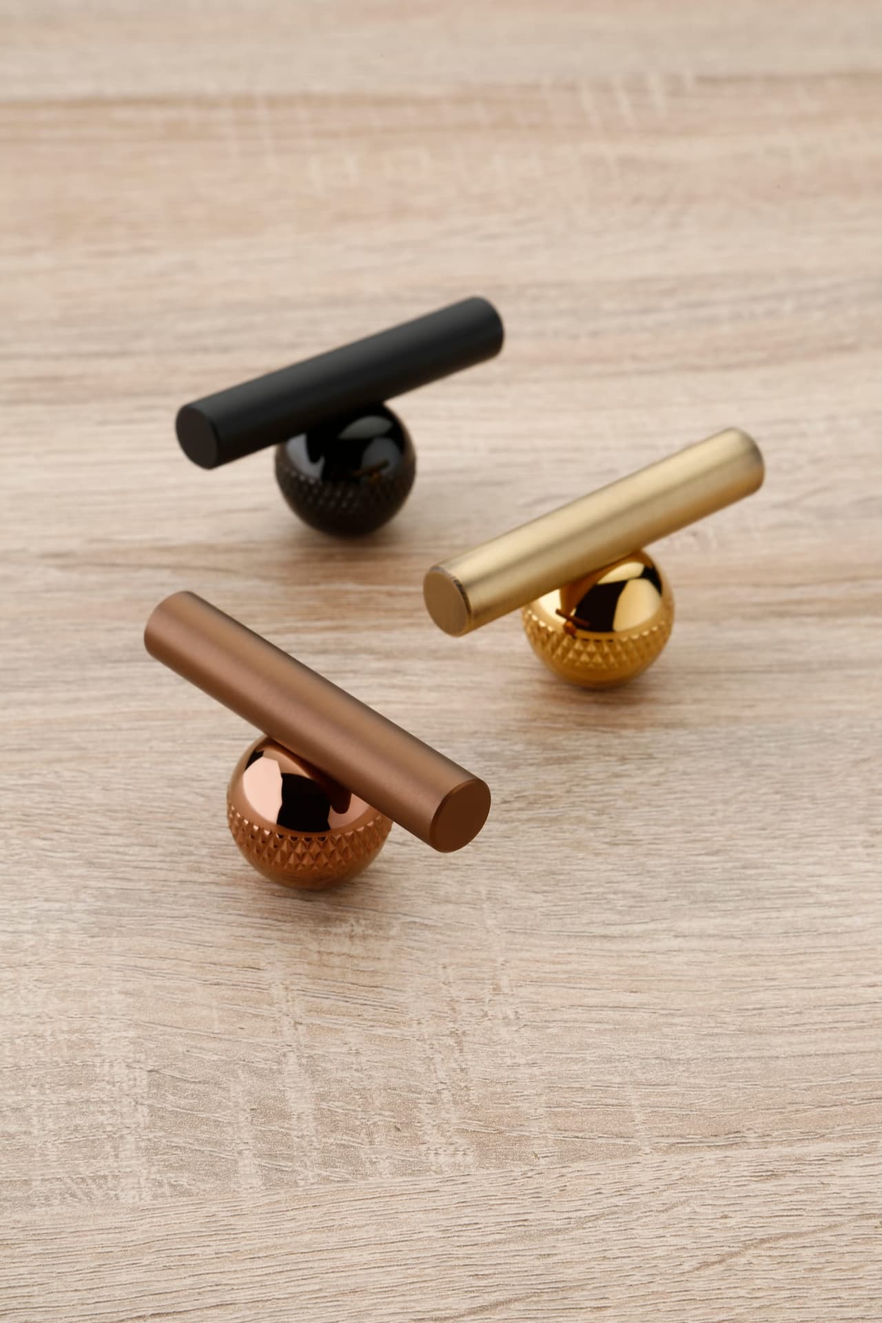 Knob 4044 — Brass+steel — Knob