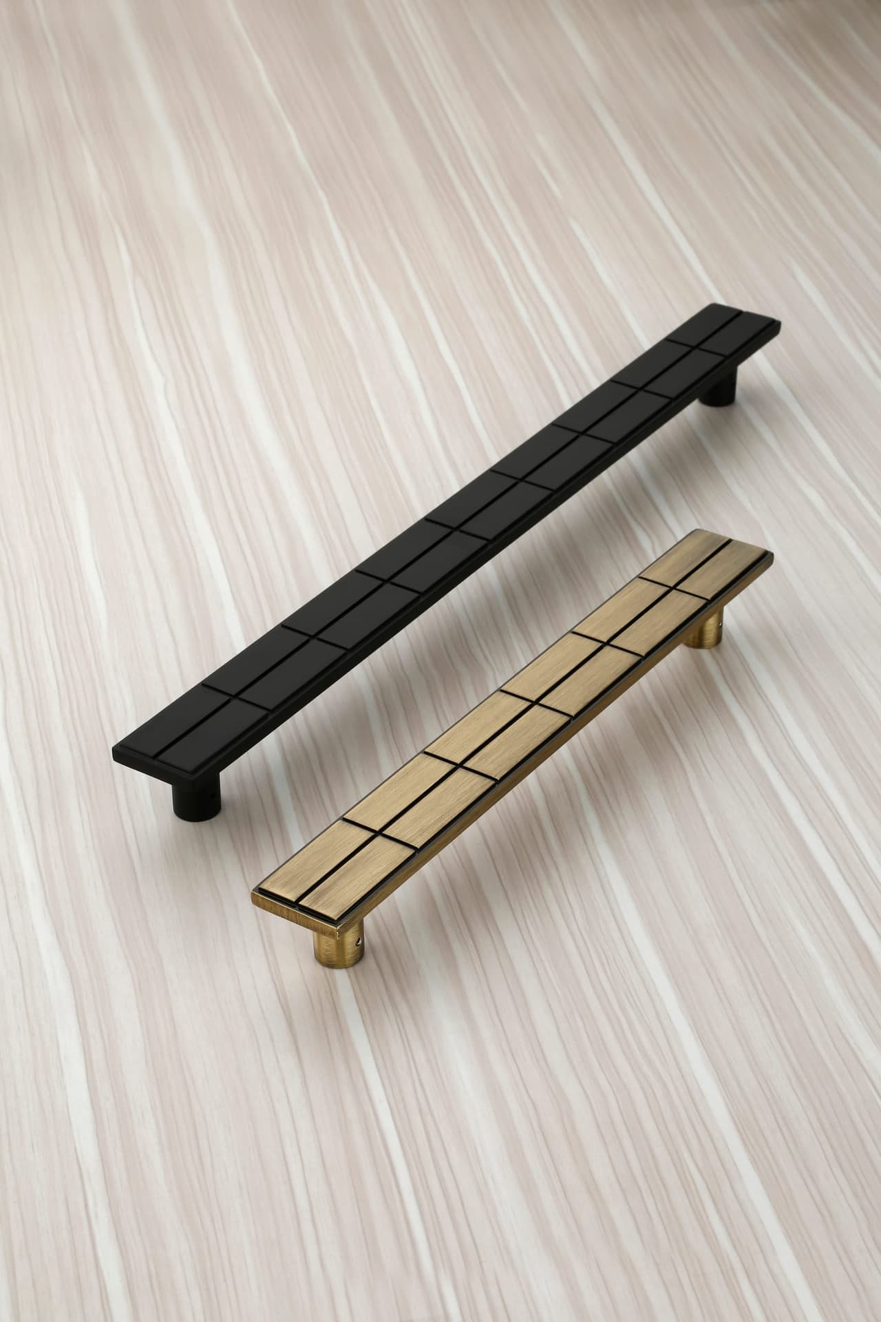 Maindoor Handle 96 — Brass — Maindoor Handle