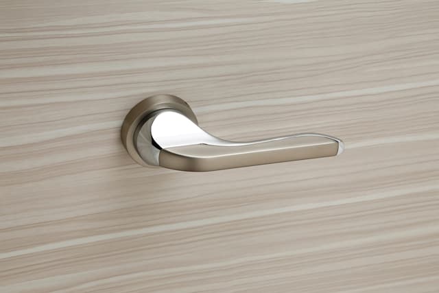 132 handle