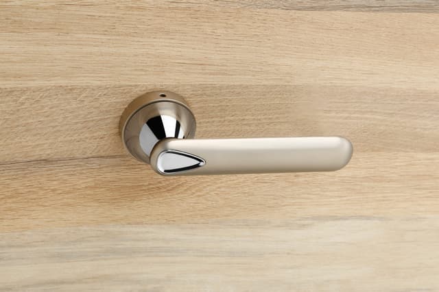 135 handle