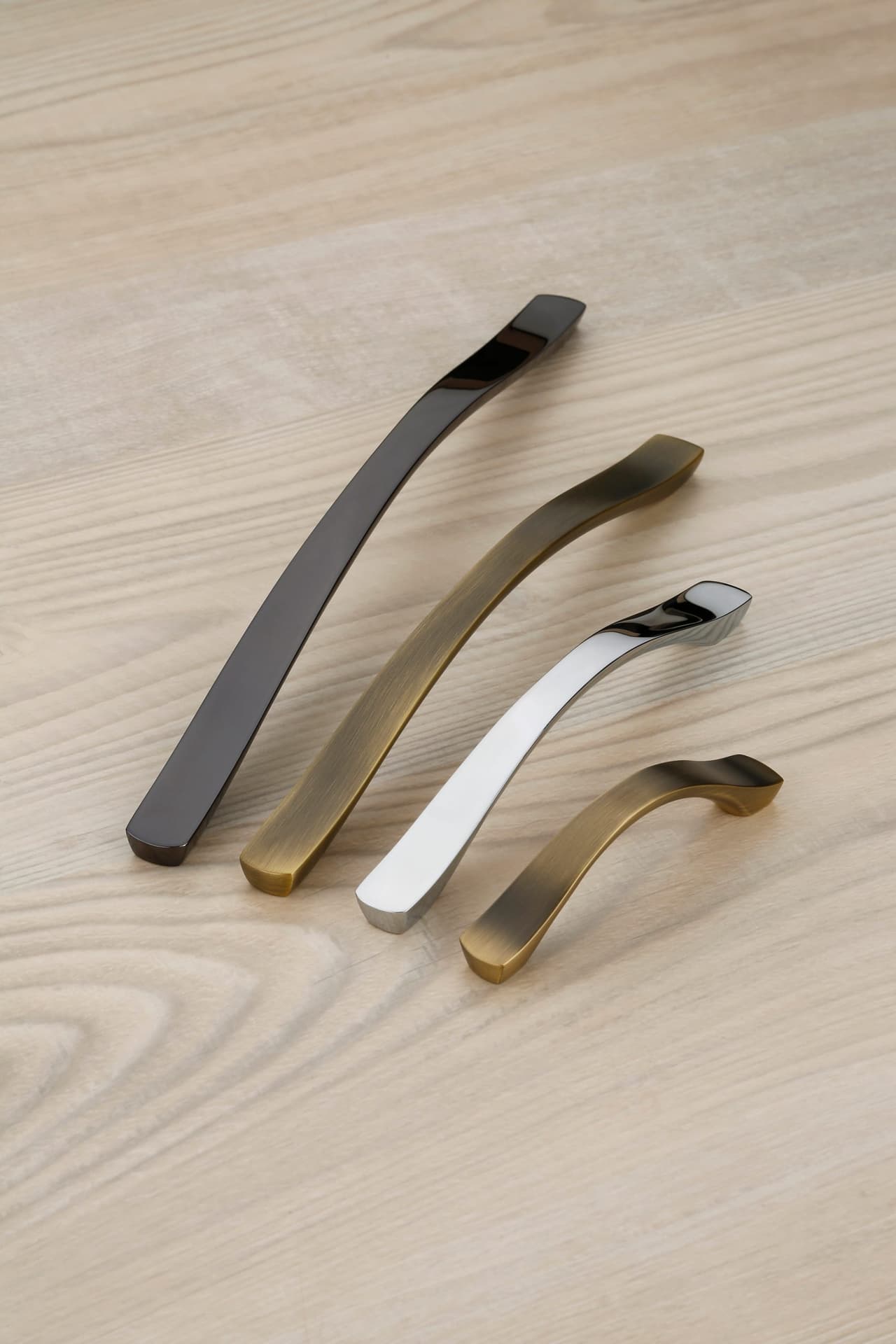 3012 — Brass — Cabinet Handles